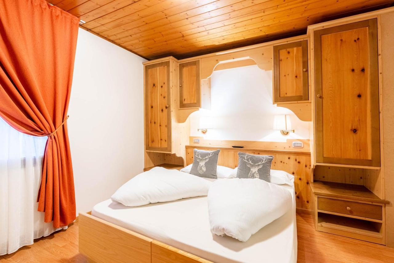 Albergo Dolomiti Cavalese Eksteriør billede